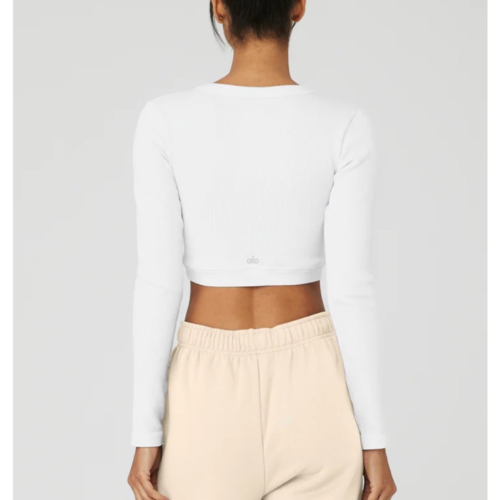 ALO Yoga Seamless Ribbed Cropped Serene Long Sleeve - Picture 4 of 11